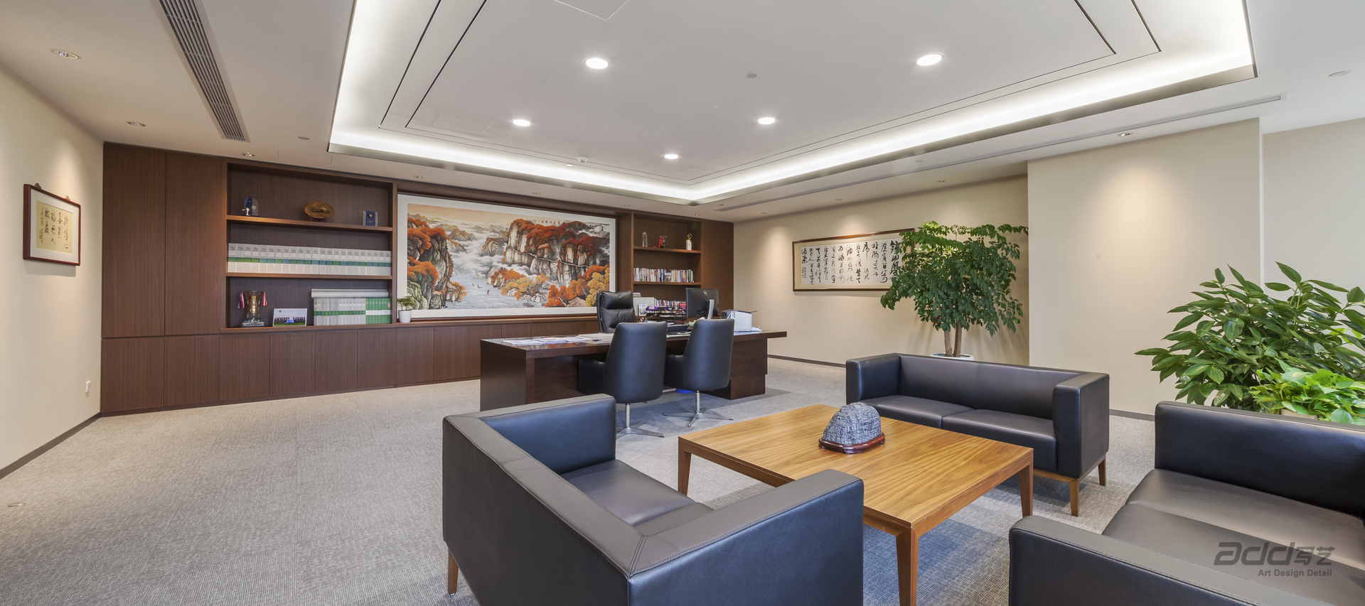 至正道化辦(bàn)公(gōng)樓裝(zhuang)修-董事長(zhang)室-pc