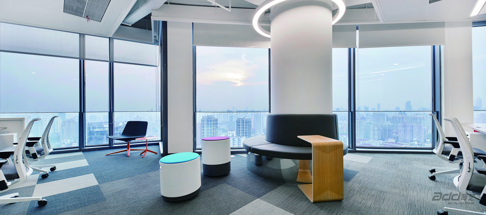 雅保化工(gong)辦(bàn)公(gōng)室裝(zhuang)修-辦(bàn)公(gōng)室座談區(qu)-pc