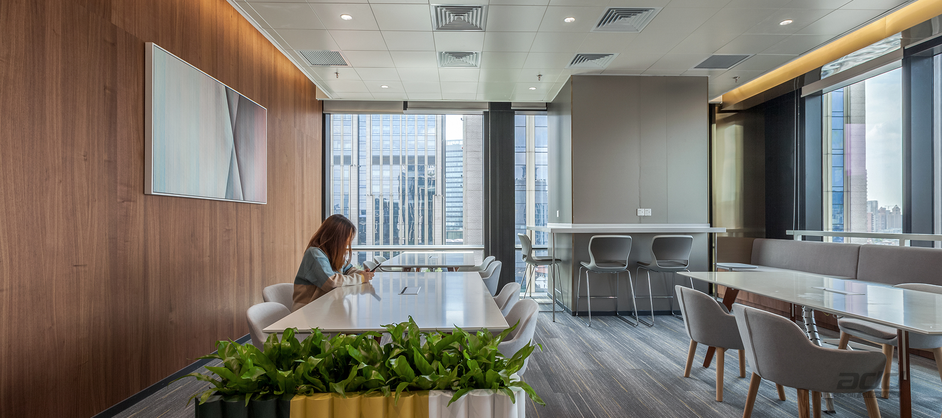 德(dé)邦證券辦(bàn)公(gōng)樓裝(zhuang)修設(shè)計(ji)-休息處-pc